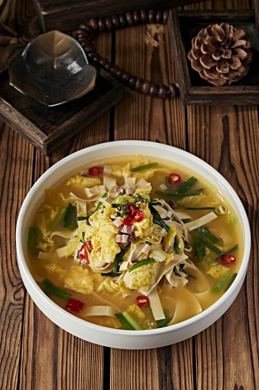 上汤娃娃菜干豆腐配金华火腿粒图片