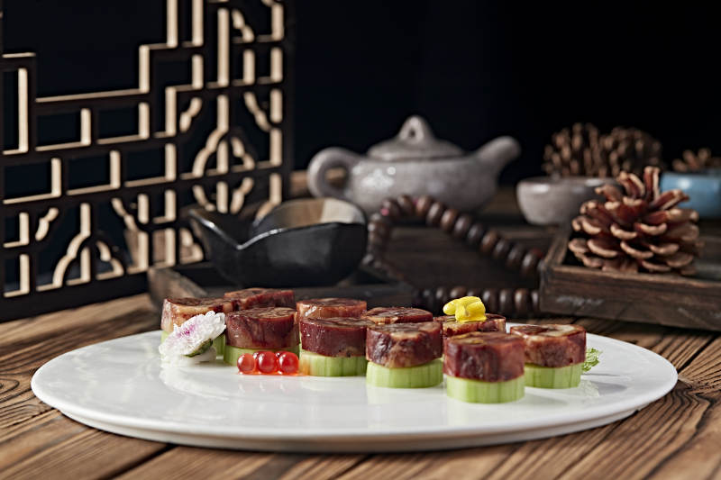 美味凉菜压蹄花卷图片