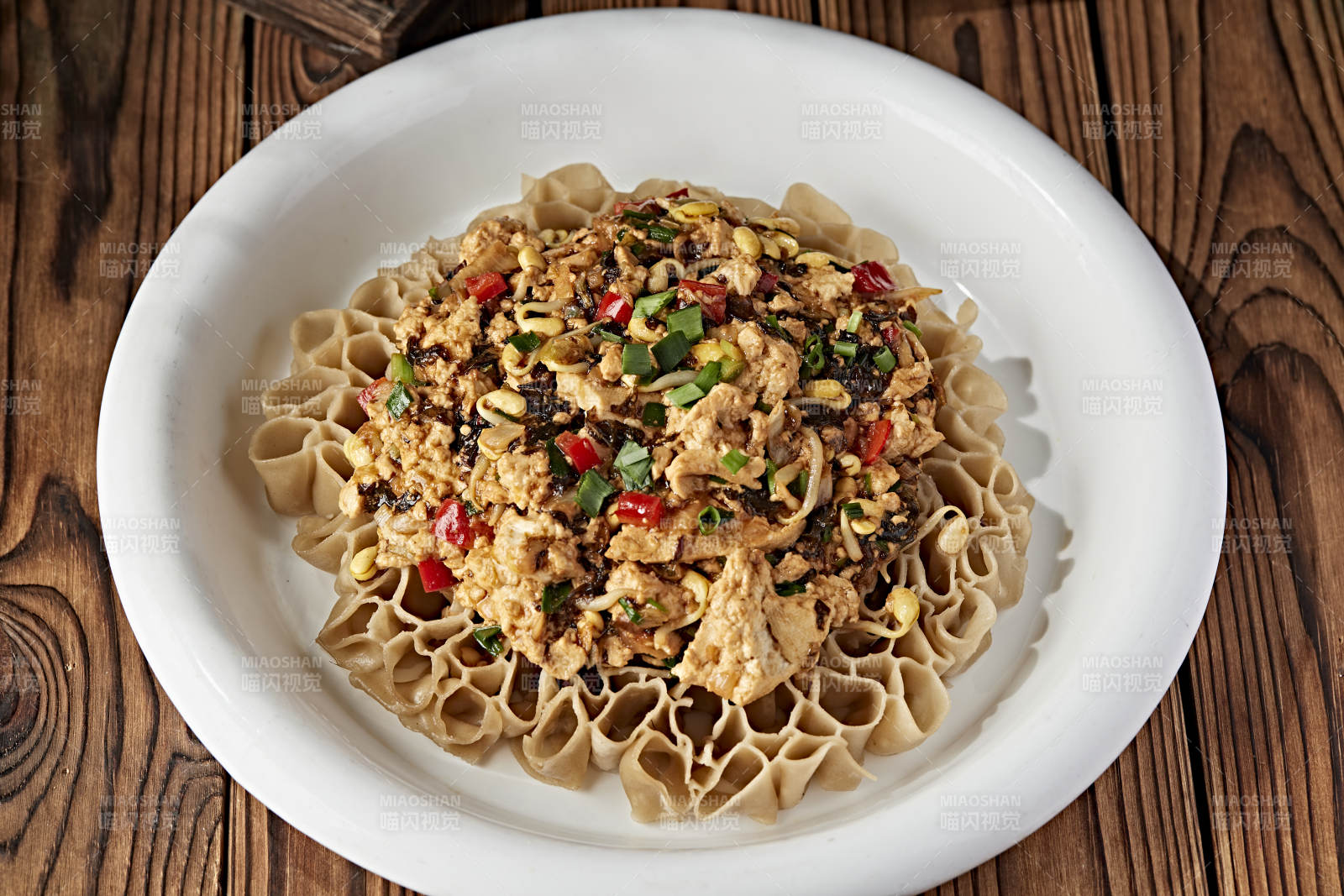 一品莜面栲姥姥图片