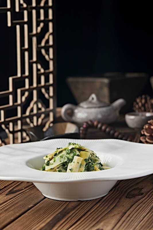 荠菜沫拌春笋片图片