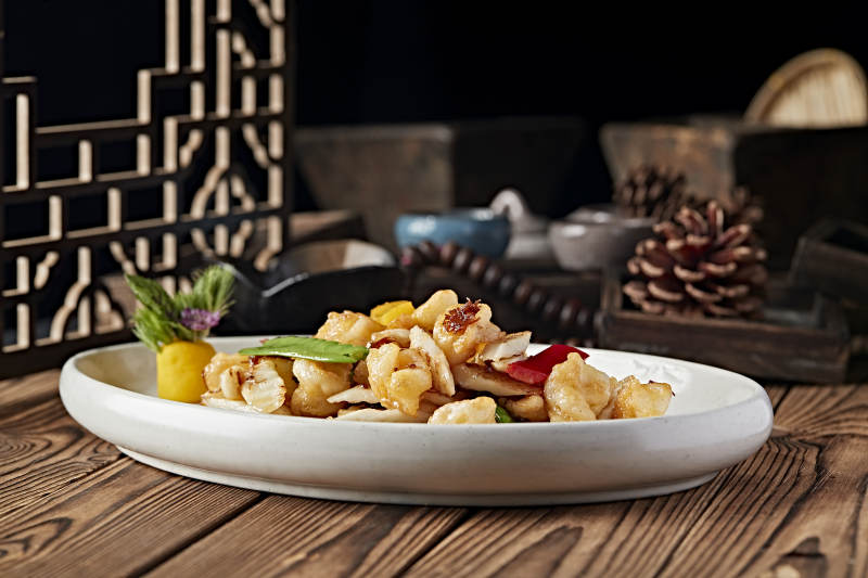 彩椒马牙山药荷兰豆小炒大虾球图片