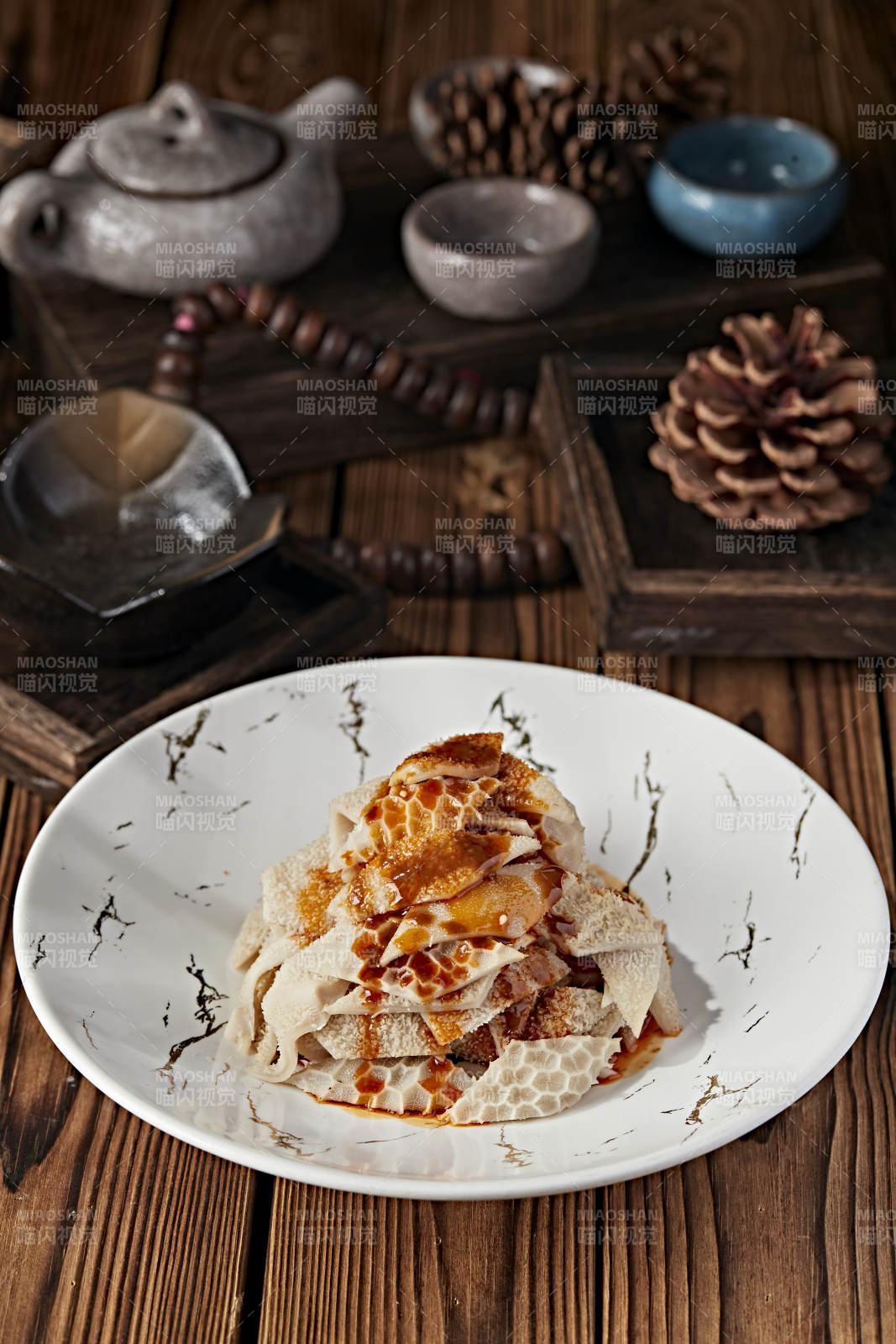 浇汁白水煮羊肚图片