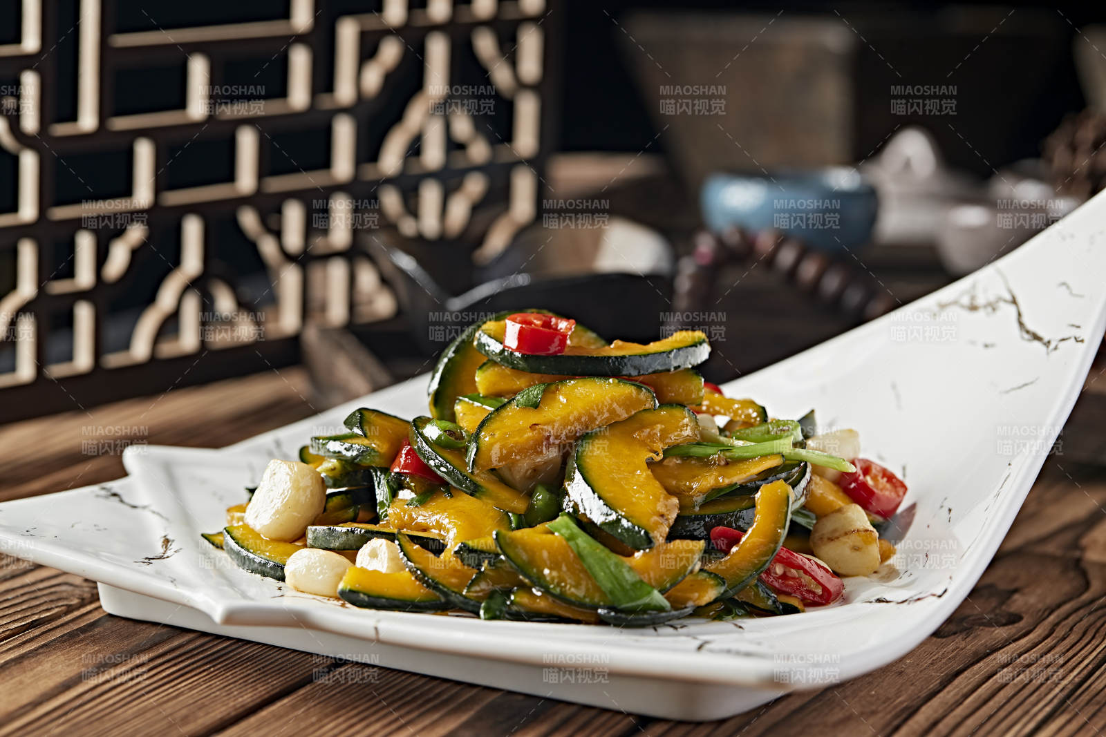 韭菜米椒蒜子小炒迷你南瓜片图片