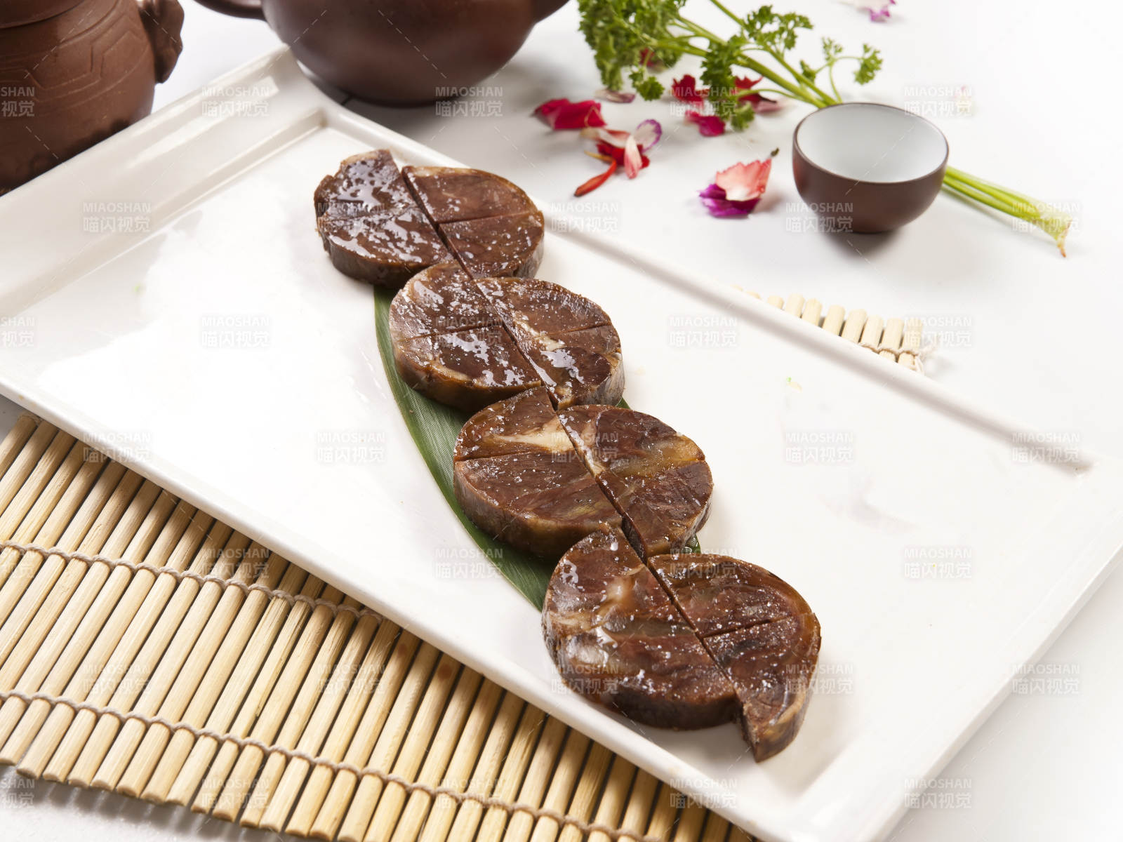 五香牛建切片图片