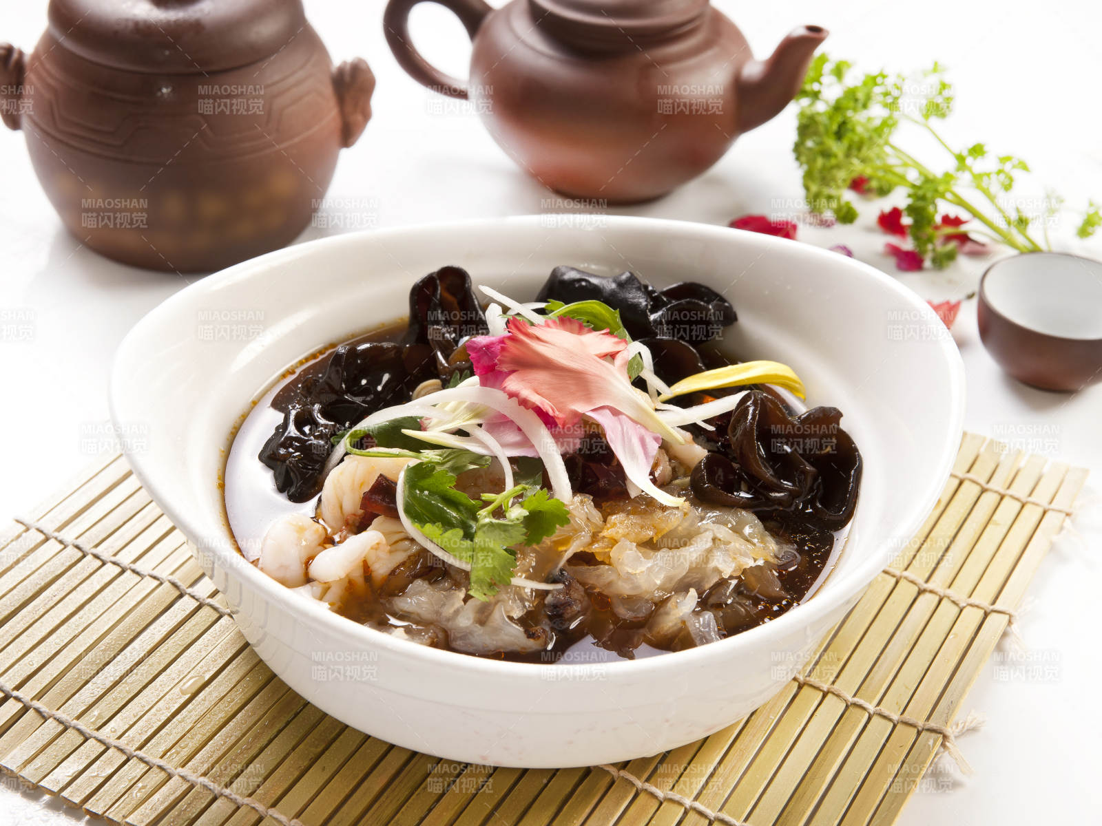 老醋银耳木耳海蜇花图片