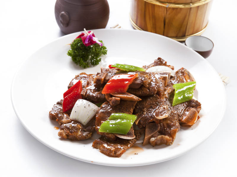 黑胡椒酱爆牛仔骨图片