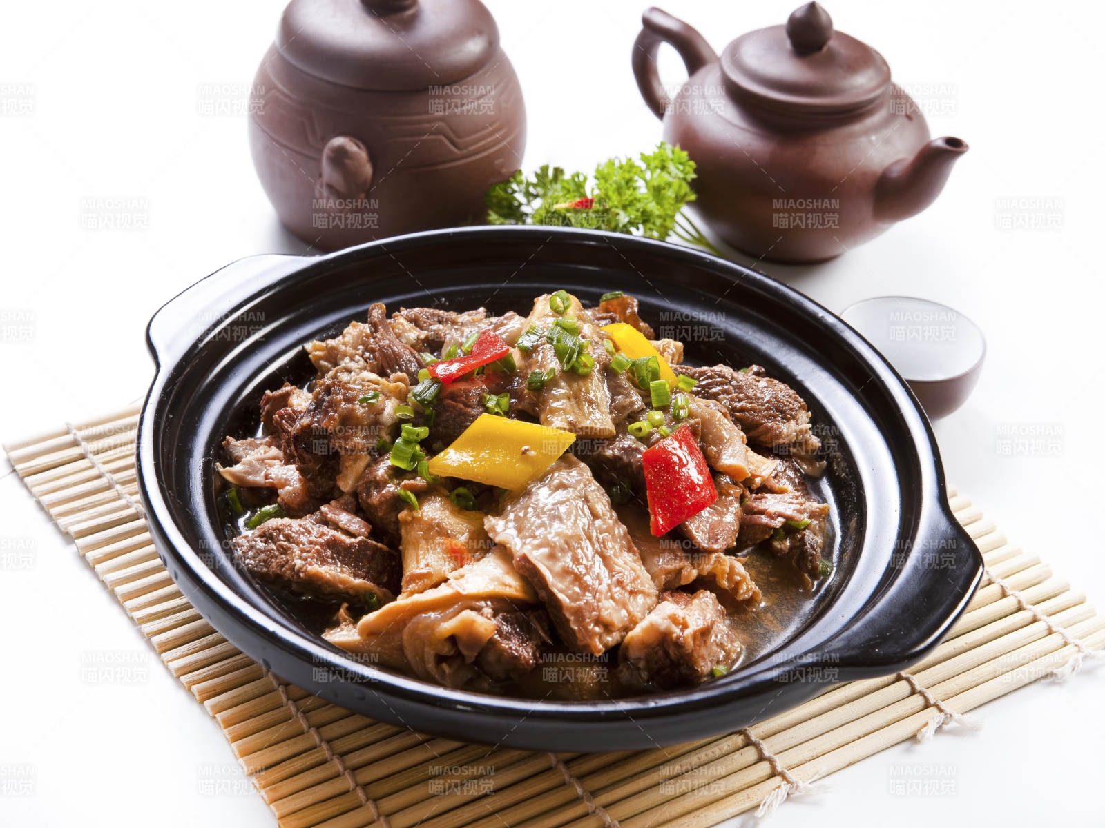 锅烧筋头巴脑图片