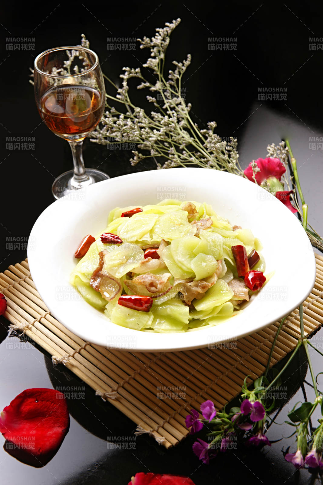 香辣五花肉炒脆笋图片