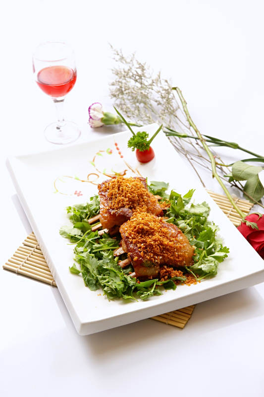 避风塘蒜香炸羊排图片