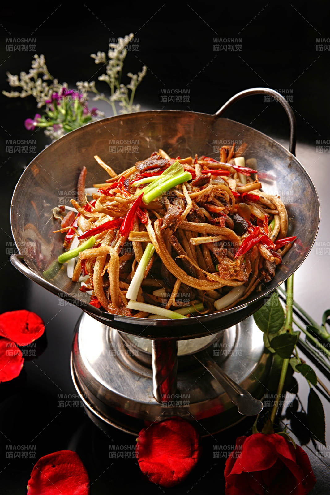 锅仔猪肚茶树菇图片