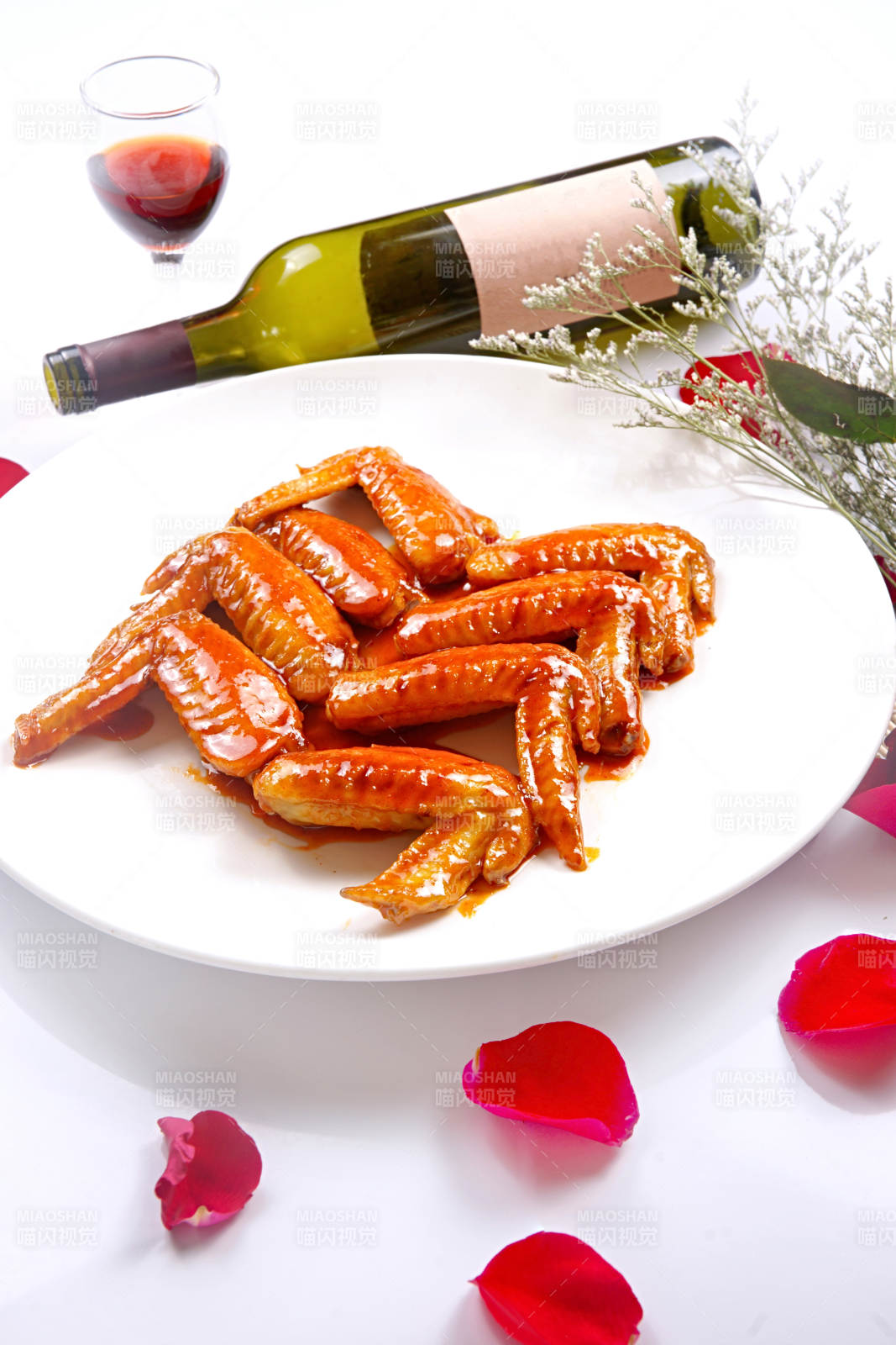 秘制酱烧鸡翅图片