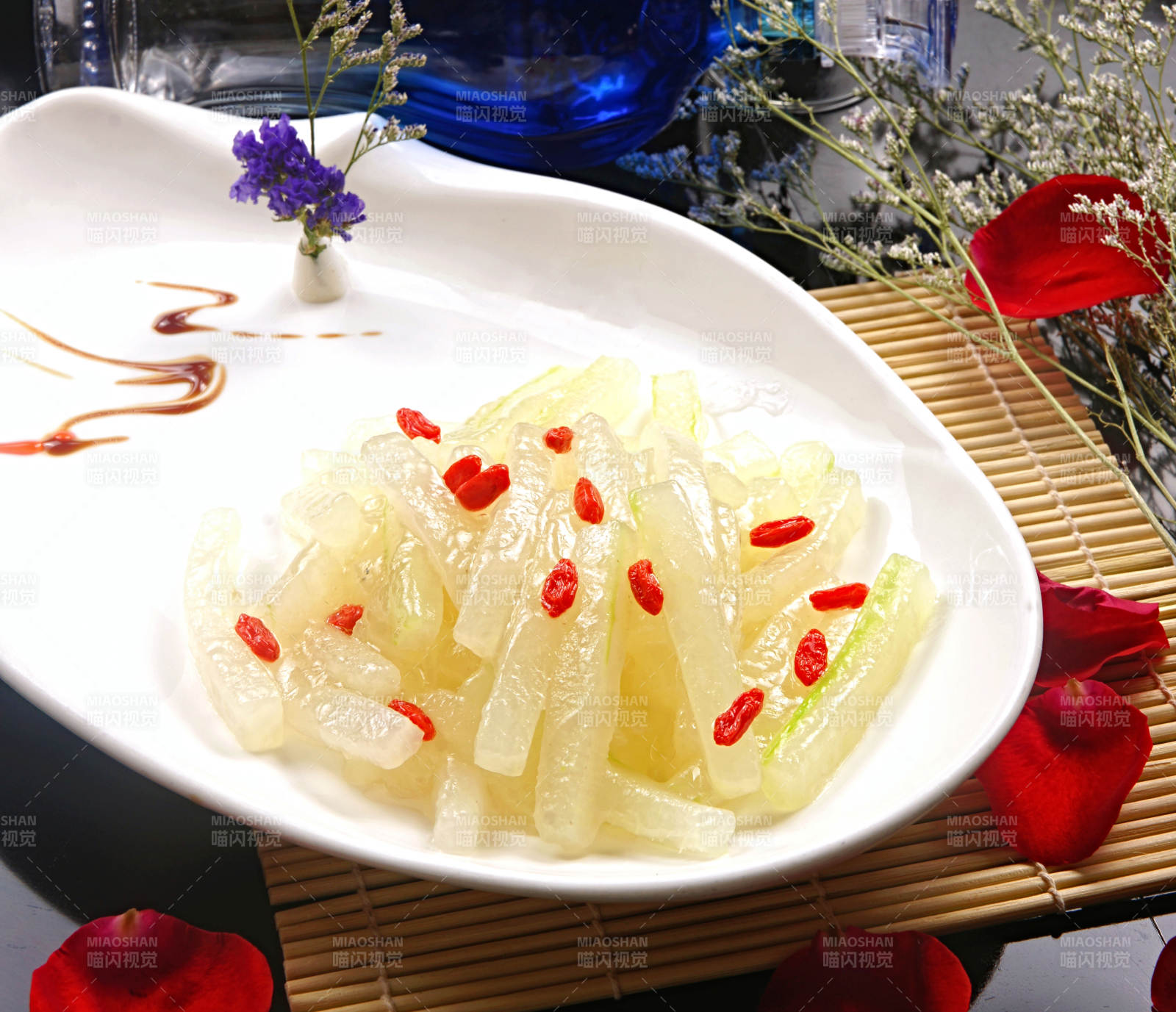 枸杞蜜汁冬瓜条图片