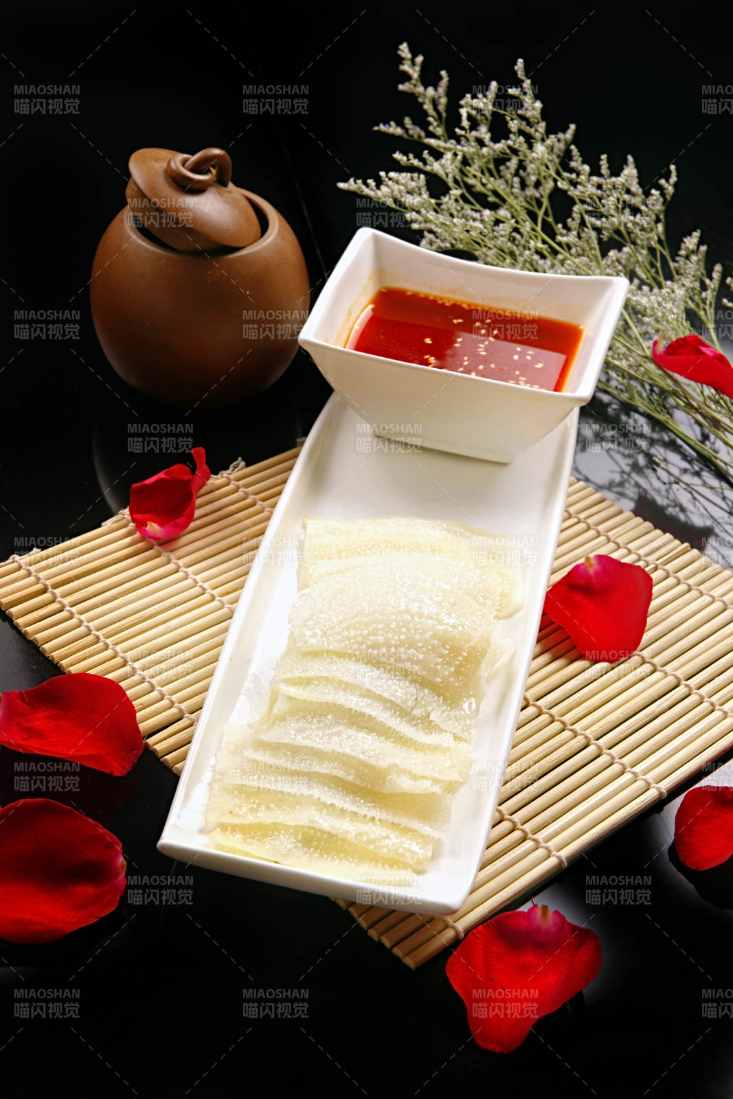 蘸汁过桥煮百叶图片