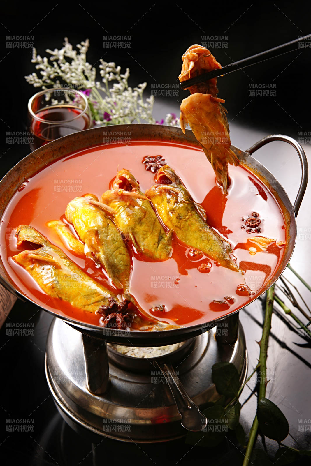 锅仔茄汁吨嘎鱼图片