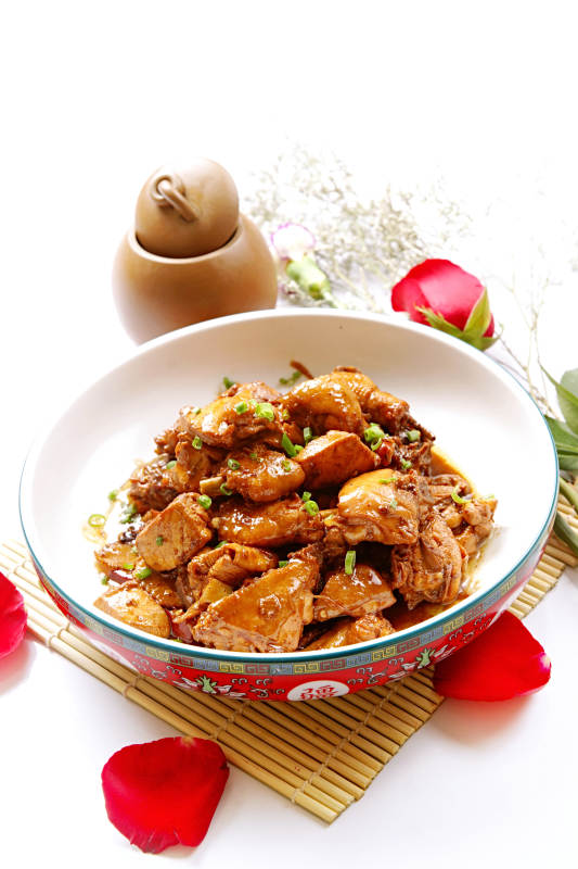 酱香家炖柴鸡块图片