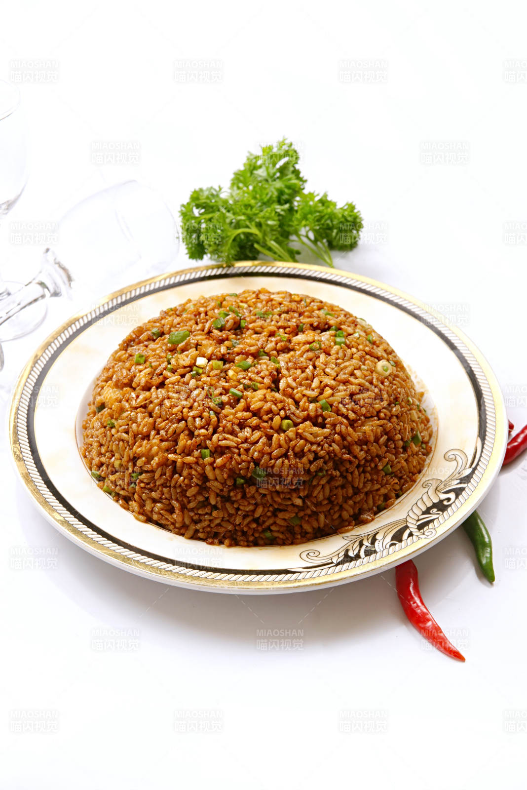 火腿酱油炒饭图片