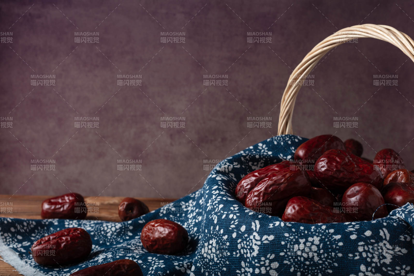 红枣静物图图片