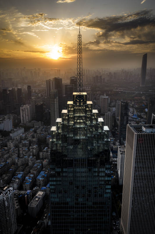 西北湖之巅 夕阳西下图片