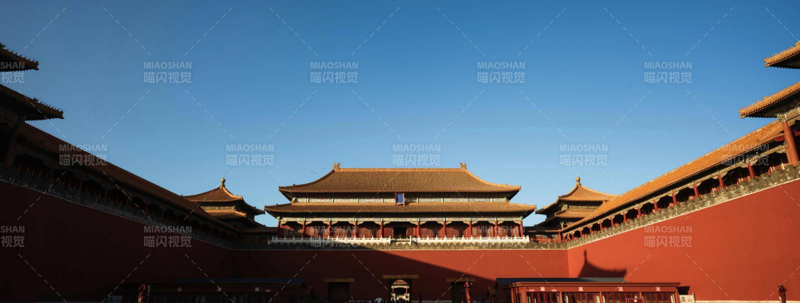 故宫红墙金瓦图片