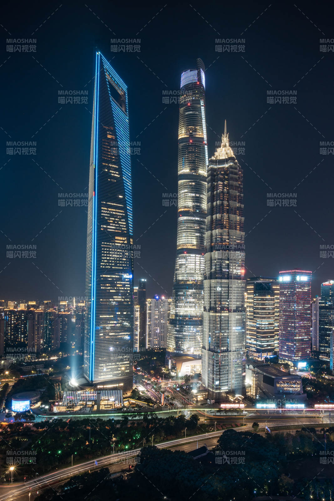 上海夜景璀璨地标图片