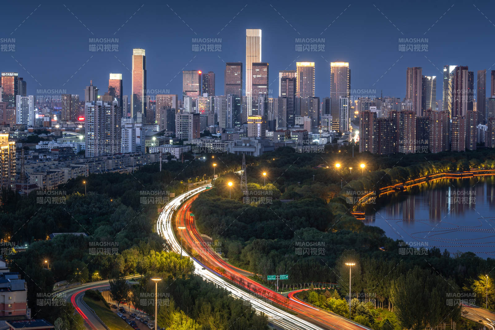 沈阳城市夜景璀璨灯火图片