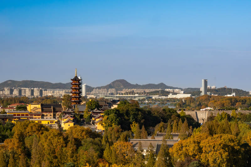 秋日古塔风光图片