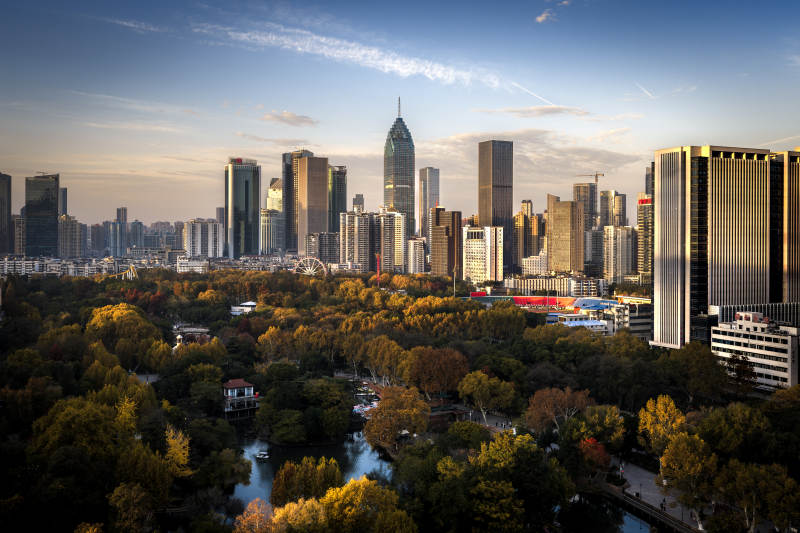 武汉城市秋景天际线图片