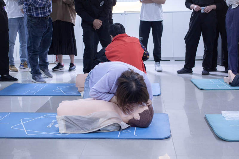 急救培训现场图片