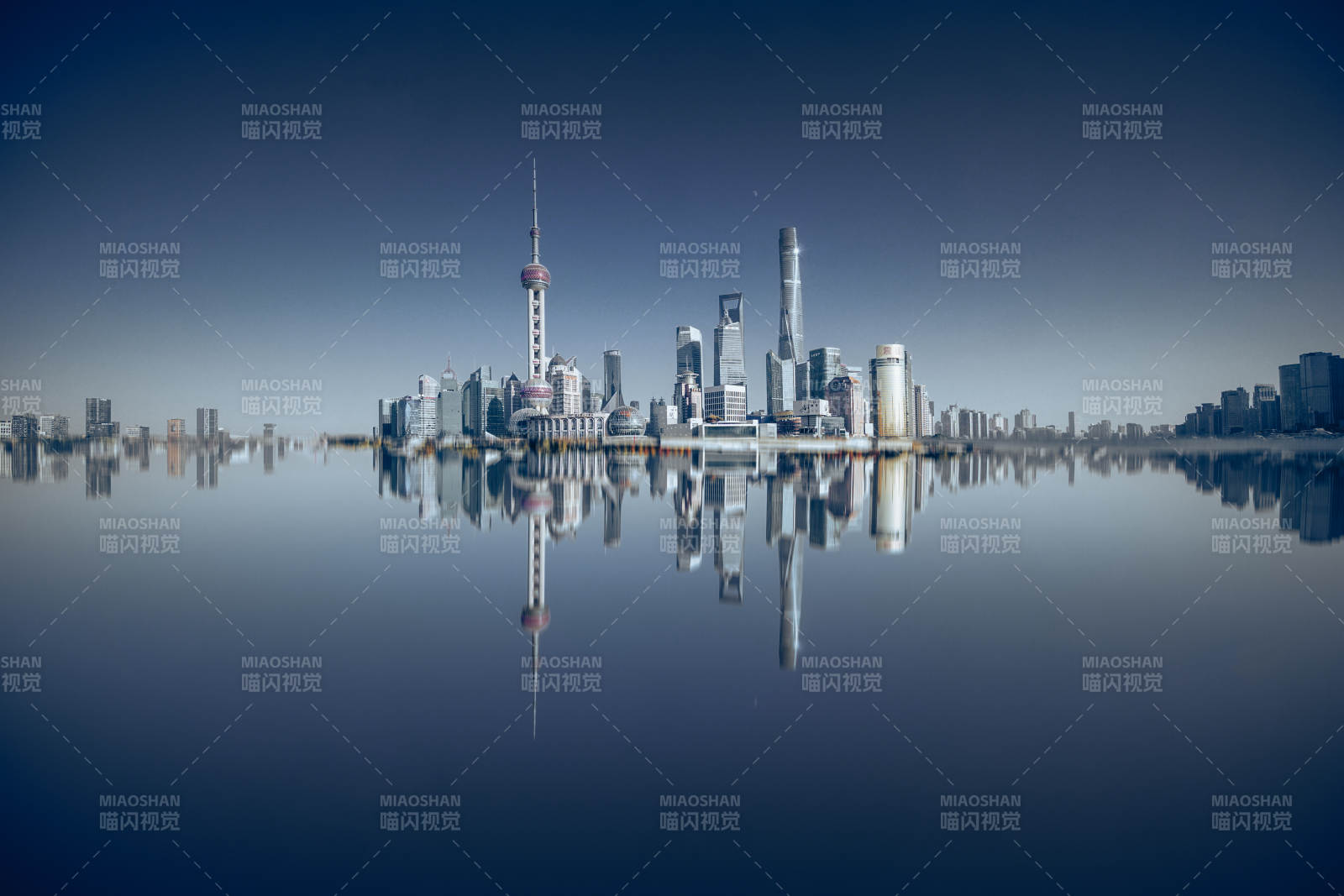 上海城市倒影 静谧之美图片