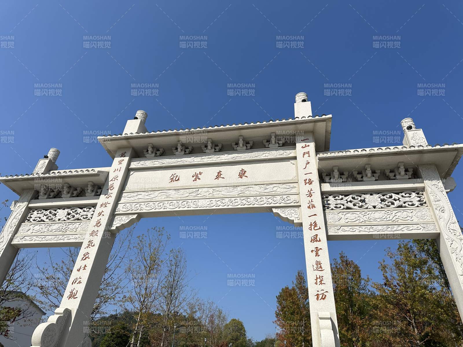 东来紫气门南昌梅岭图片