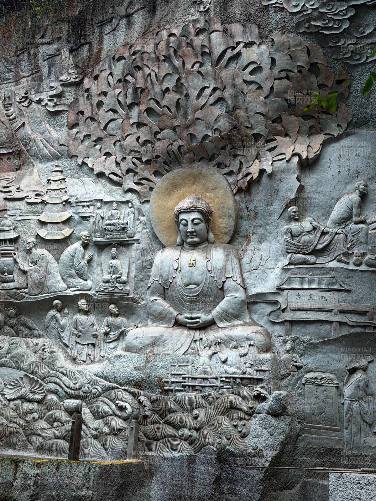 石窟佛像雕刻图片