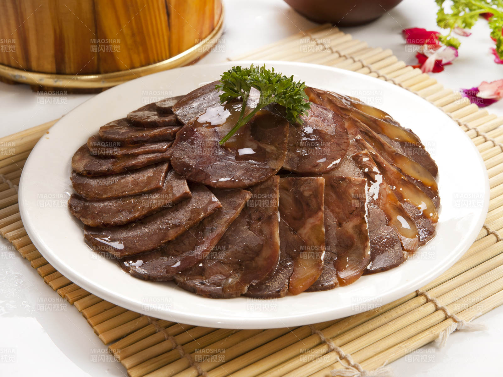 酱牛肉拼盘图片