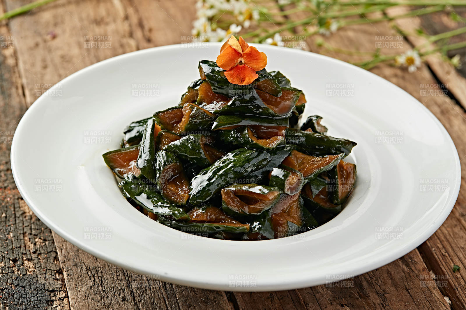 酱汁拌黄瓜图片