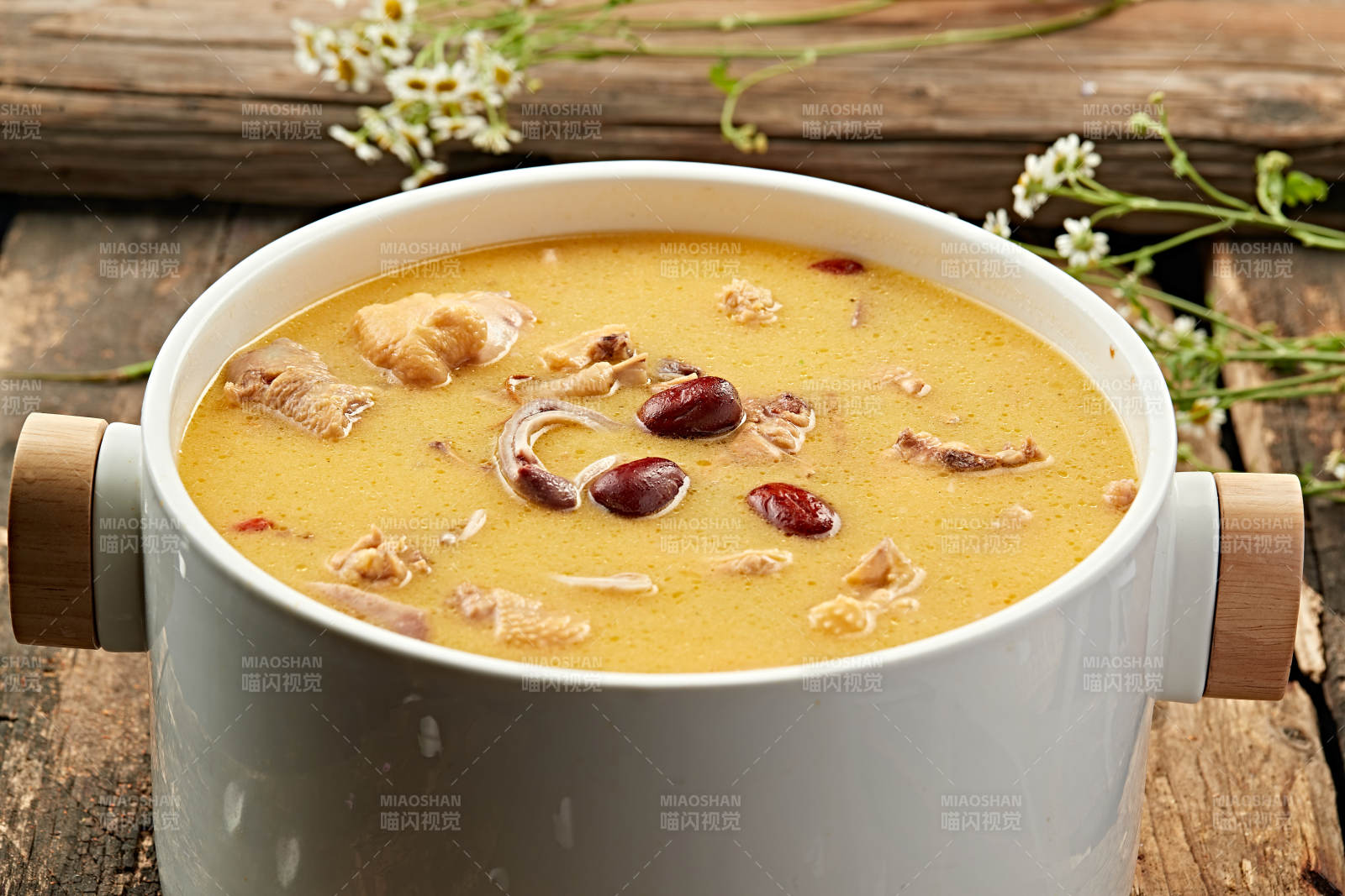 金汤炖鸡块图片