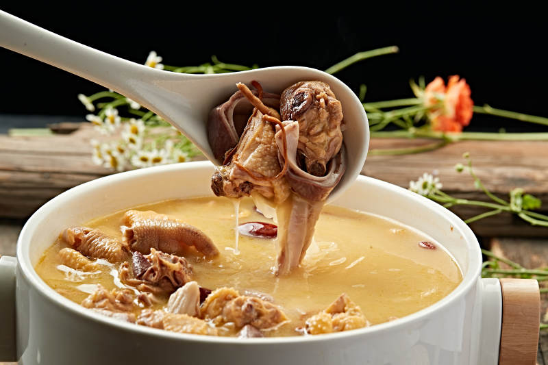 滋补鸡汤图片