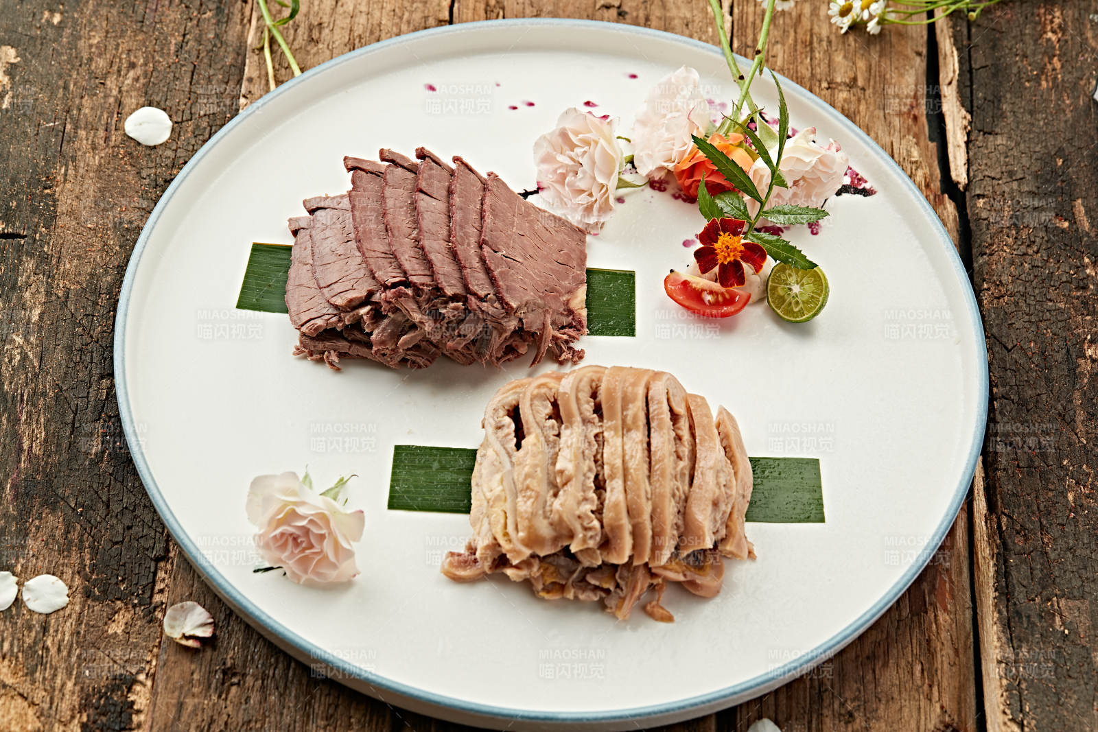 酱驴肉切片拼驴板肠图片