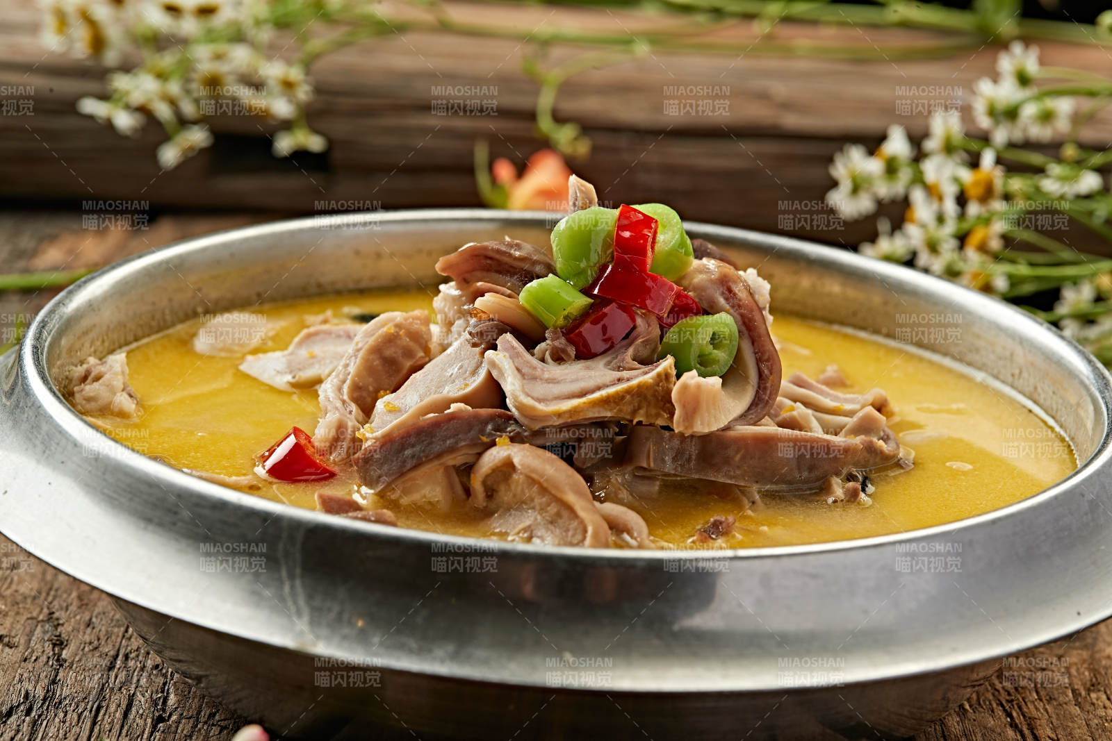 酸汤猪肚图片