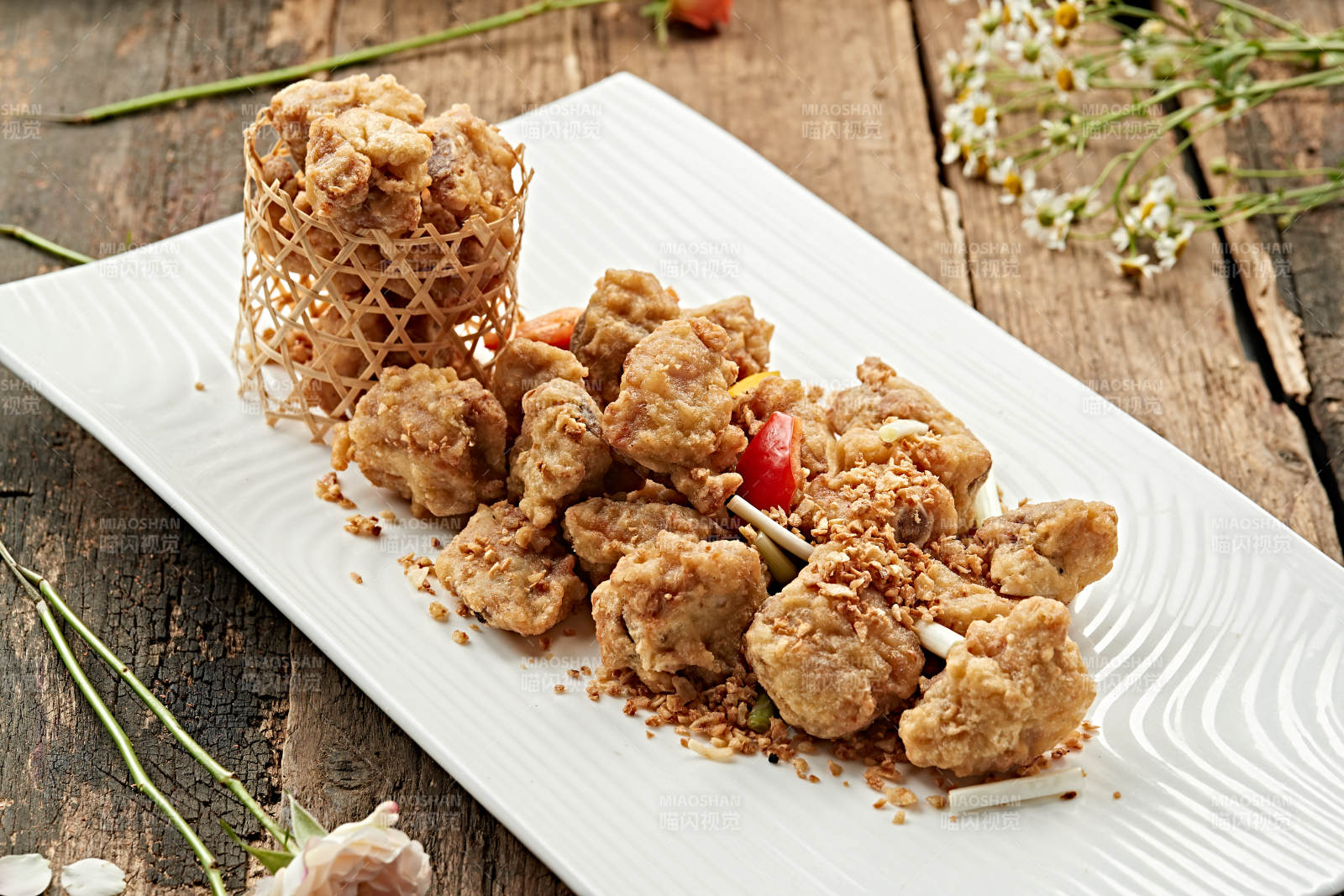 金牌蒜香骨图片