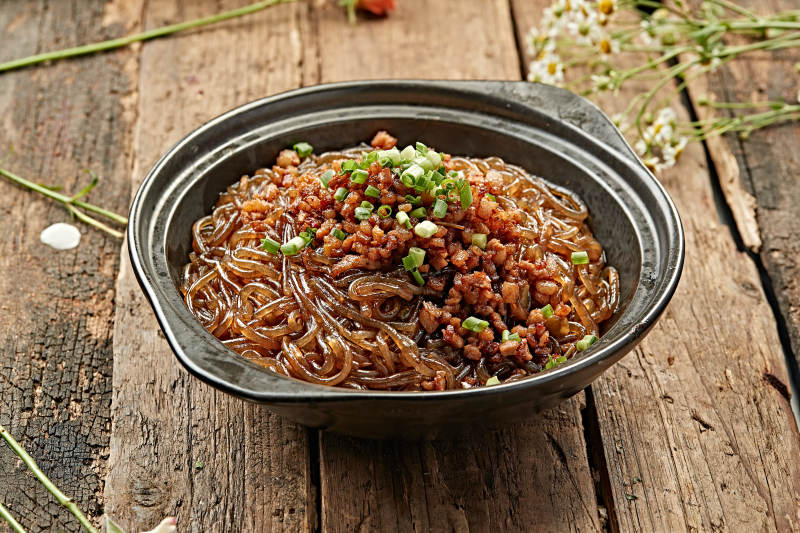 砂锅粉丝煲图片