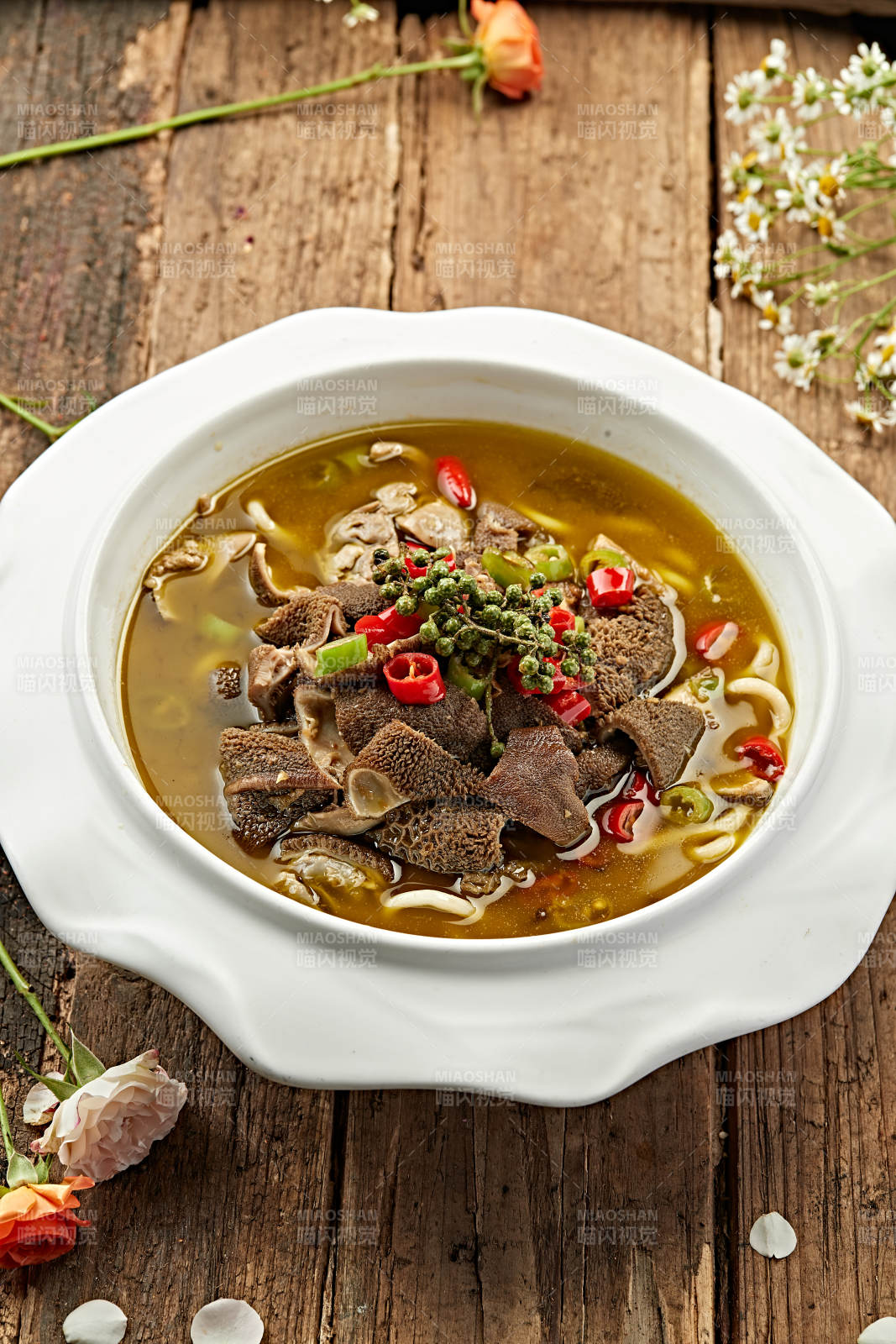 藤椒酸汤猪肚图片