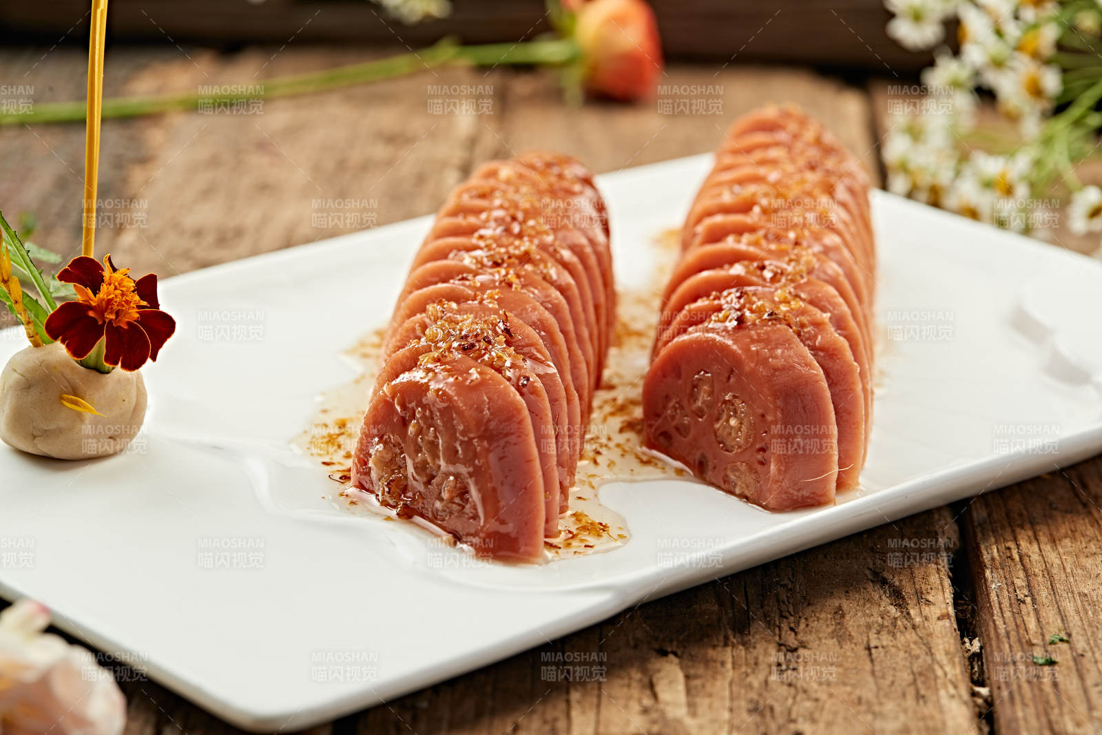 蜂蜜桂花蜜黄米藕图片