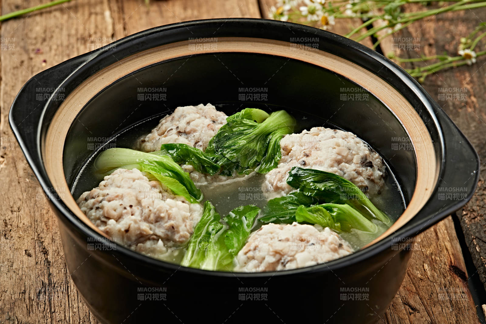 肉丸青菜汤图片