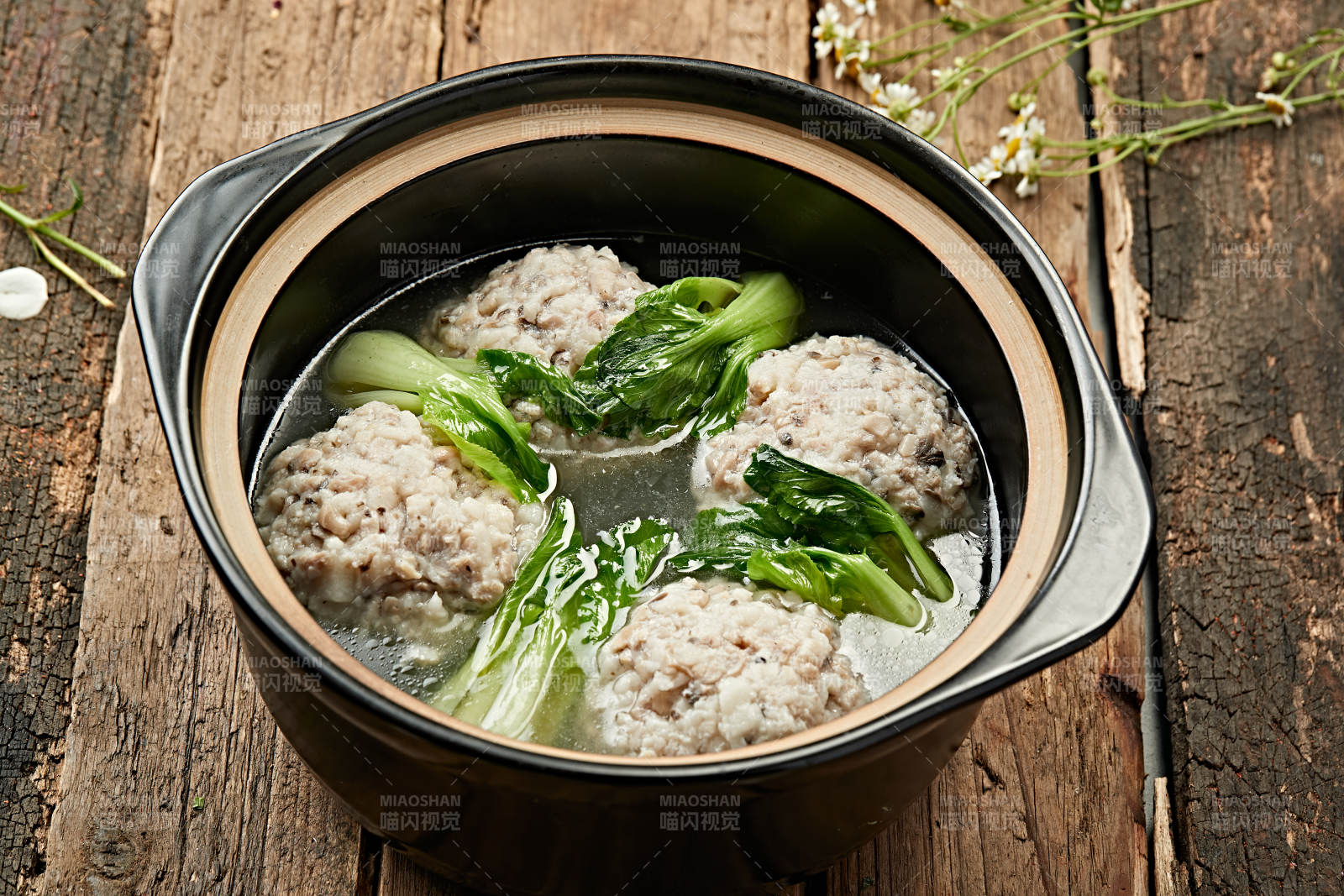 肉丸青菜汤图片