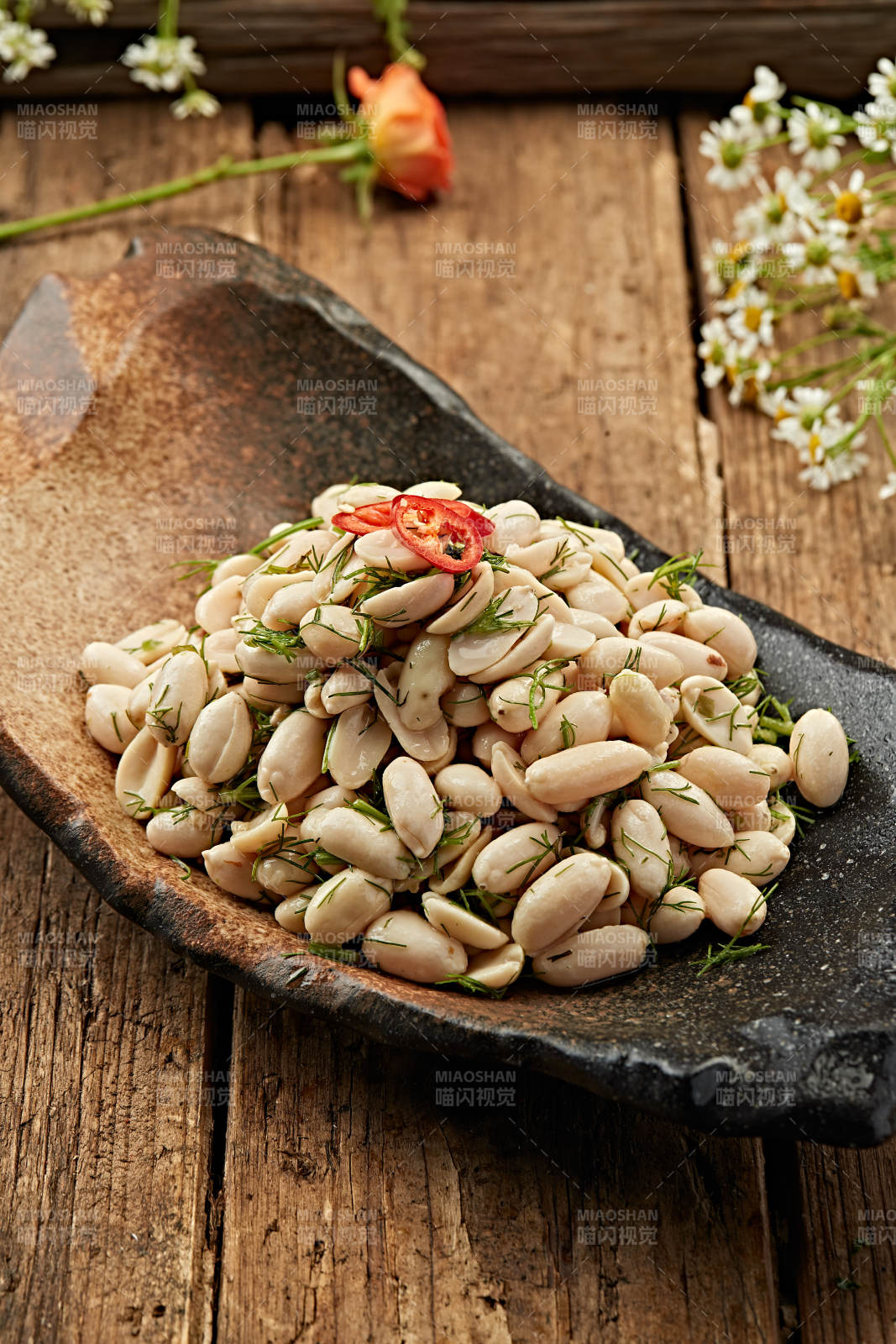 白豆配香草辣椒图片