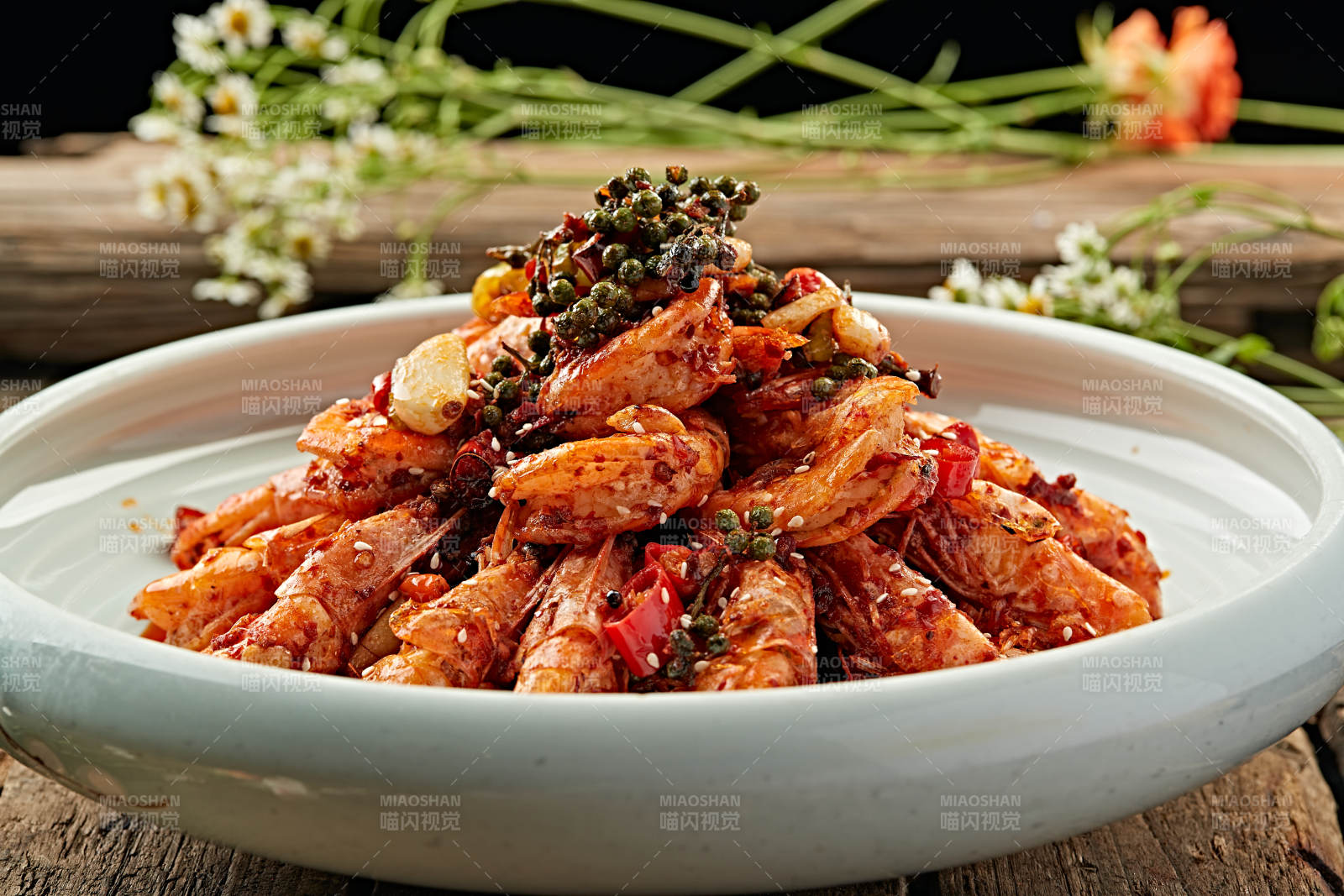 香辣虾仁拼盘图片