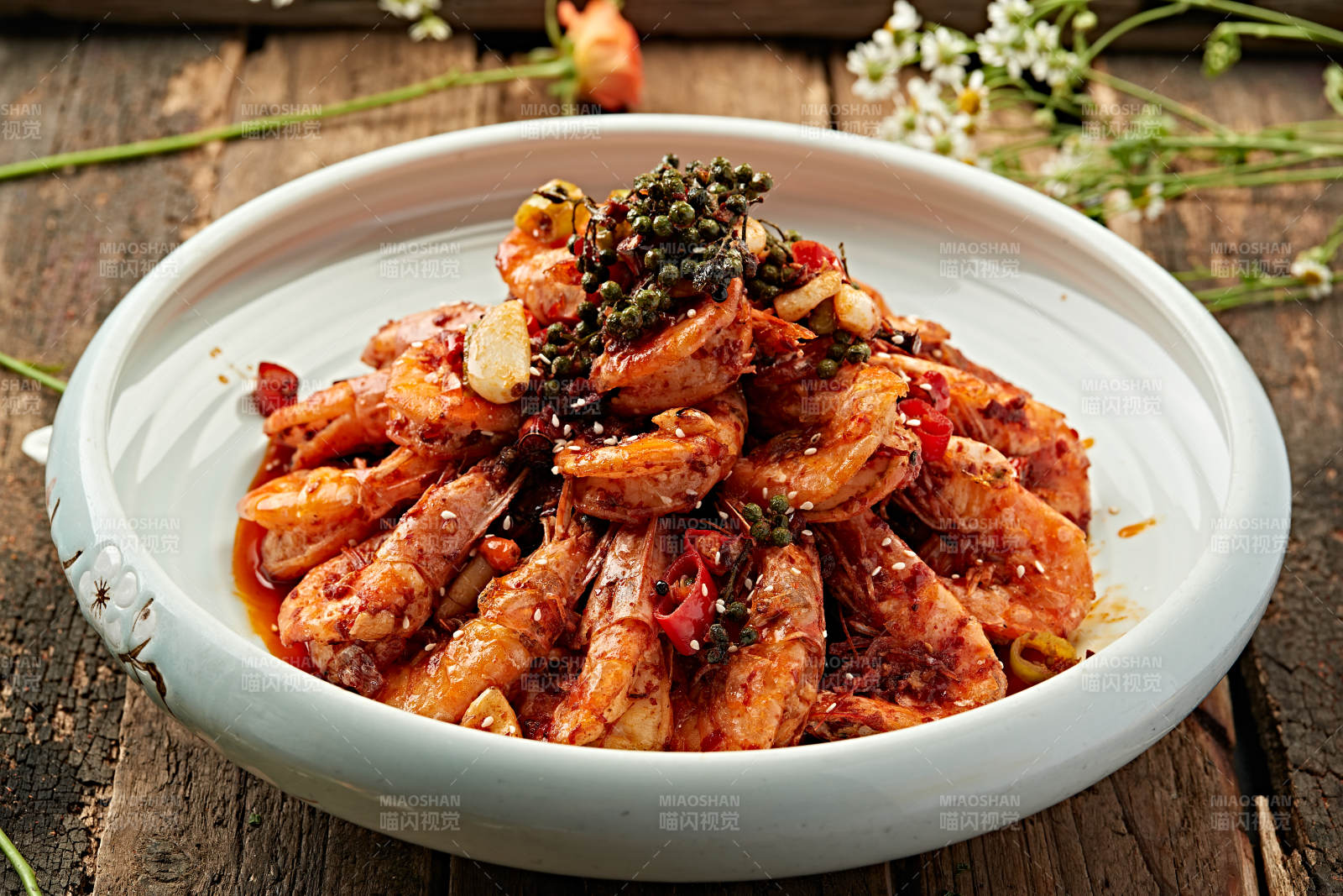 香辣虾仁拼盘图片