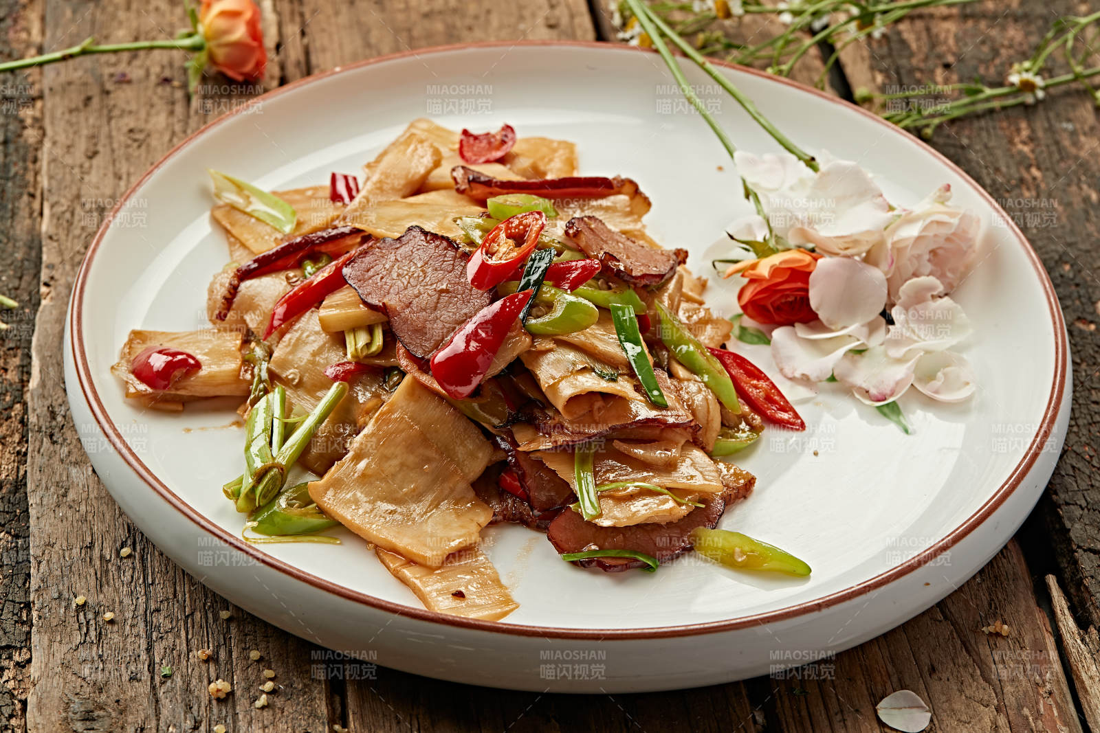 香辣炒肉片图片