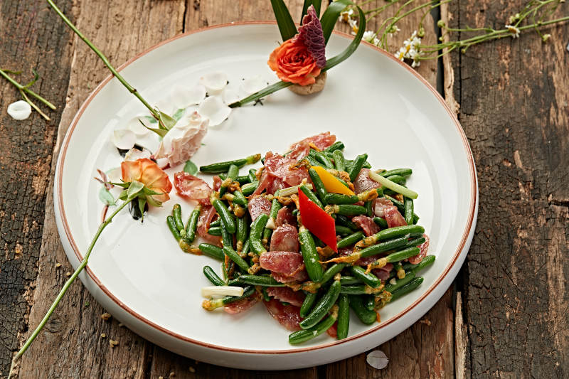 翠绿豆角配肉片图片