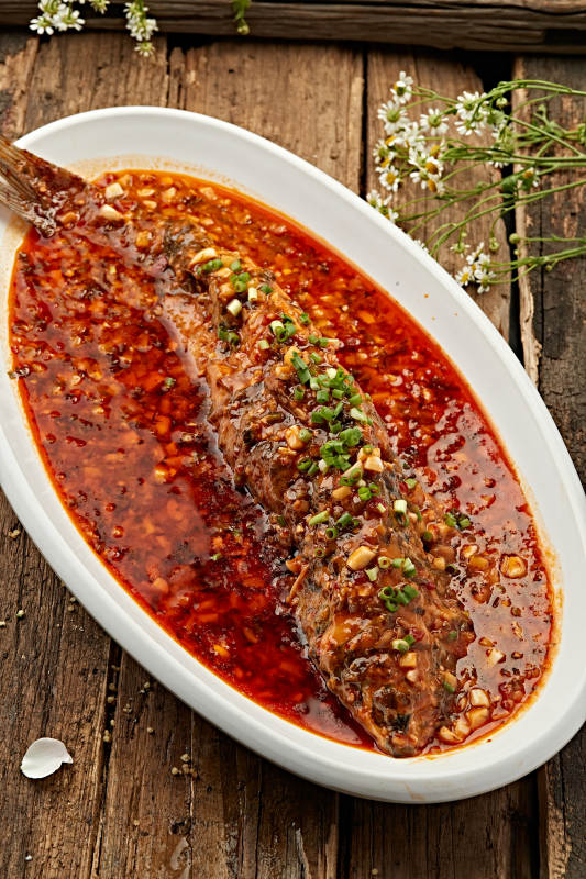 香辣红烧鱼图片