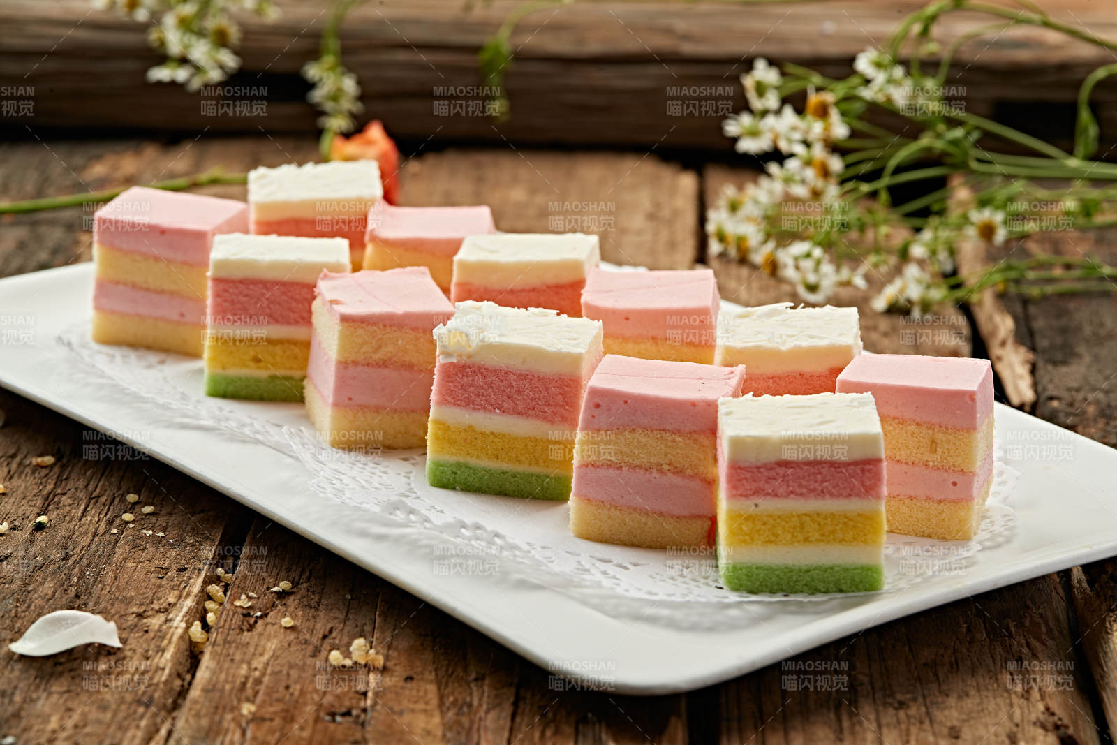 彩虹千层糕图片